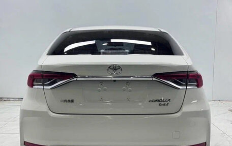Toyota Corolla, 2022 год, 1 260 000 рублей, 5 фотография