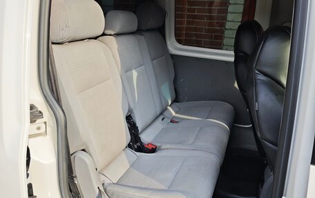 Volkswagen Caddy III рестайлинг, 2010 год, 11 фотография