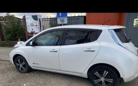 Nissan Leaf I, 2014 год, 555 000 рублей, 6 фотография