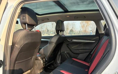 Skoda Karoq I, 2022 год, 1 720 000 рублей, 16 фотография