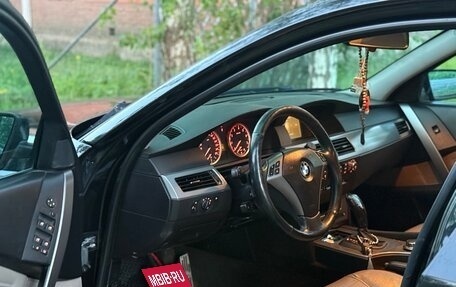 BMW 5 серия, 2006 год, 950 000 рублей, 5 фотография