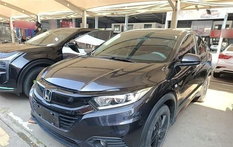 Honda Vezel, 2022 год, 1 550 000 рублей, 1 фотография