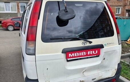 Toyota Town Ace III, 2001 год, 325 000 рублей, 9 фотография