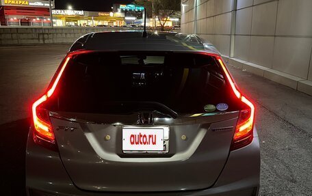 Honda Fit III, 2017 год, 1 200 000 рублей, 8 фотография