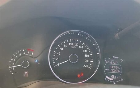 Honda Vezel, 2022 год, 1 550 000 рублей, 12 фотография
