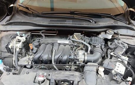 Honda Vezel, 2022 год, 1 550 000 рублей, 19 фотография