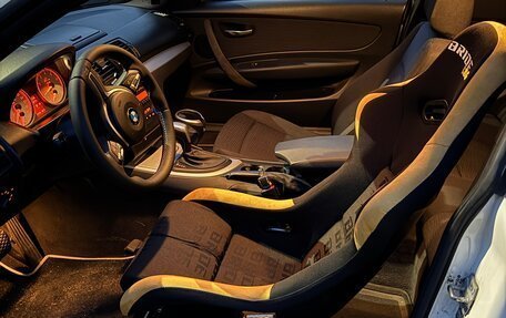 BMW 1 серия, 2011 год, 1 050 000 рублей, 7 фотография