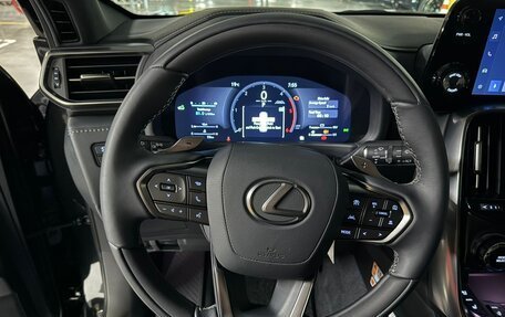 Lexus LX, 2026 год, 17 690 000 рублей, 27 фотография