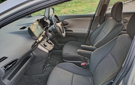 Toyota Wish II, 2010 год, 1 315 000 рублей, 10 фотография