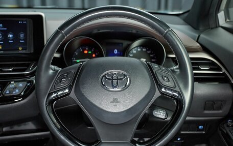 Toyota C-HR I рестайлинг, 2019 год, 2 170 000 рублей, 15 фотография