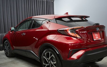 Toyota C-HR I рестайлинг, 2018 год, 2 047 000 рублей, 6 фотография