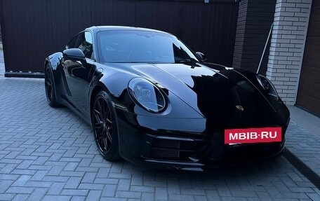 Porsche 911, 2021 год, 16 000 000 рублей, 3 фотография