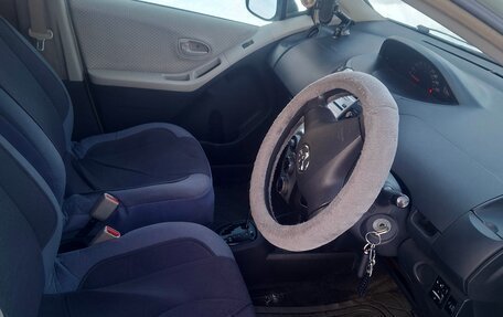 Toyota Vitz, 2006 год, 500 000 рублей, 8 фотография