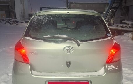 Toyota Vitz, 2006 год, 500 000 рублей, 2 фотография