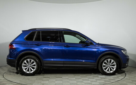 Volkswagen Tiguan II, 2019 год, 2 049 700 рублей, 4 фотография