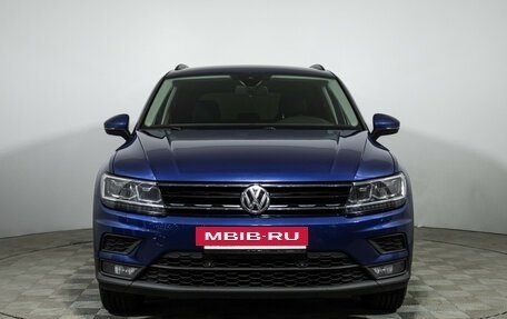 Volkswagen Tiguan II, 2019 год, 2 049 700 рублей, 2 фотография
