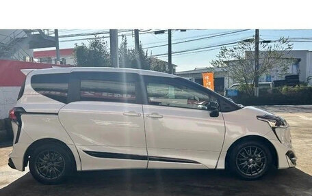Toyota Sienta II, 2020 год, 1 040 007 рублей, 4 фотография