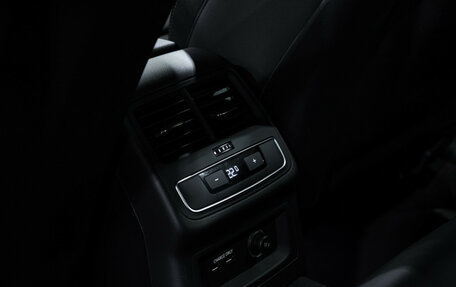 Audi A4, 2020 год, 3 649 700 рублей, 28 фотография