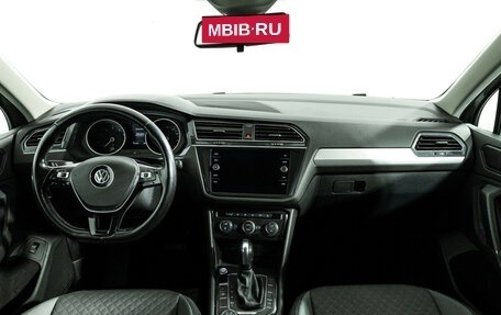 Volkswagen Tiguan II, 2020 год, 2 499 700 рублей, 13 фотография