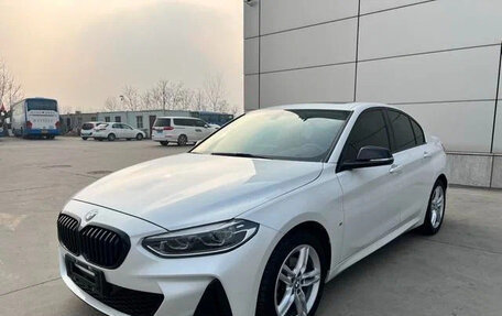 BMW 1 серия, 2022 год, 1 520 000 рублей, 3 фотография