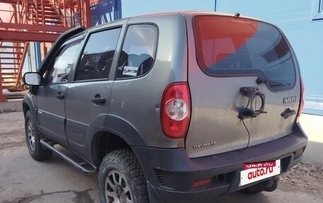 Chevrolet Niva I рестайлинг, 2011 год, 490 000 рублей, 6 фотография