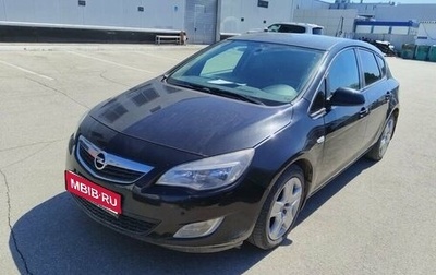 Opel Astra J, 2011 год, 585 000 рублей, 1 фотография