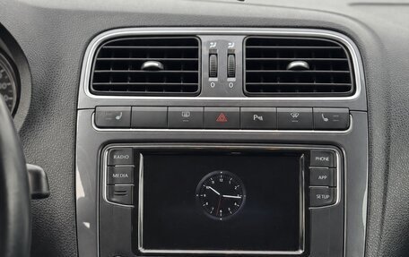 Volkswagen Polo VI (EU Market), 2018 год, 1 050 000 рублей, 11 фотография