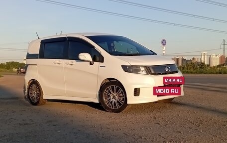 Honda Freed I, 2012 год, 1 200 000 рублей, 7 фотография