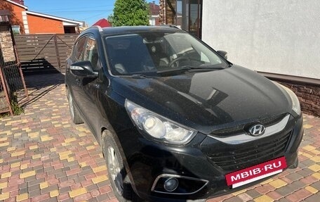 Hyundai ix35 I рестайлинг, 2011 год, 1 000 000 рублей, 2 фотография