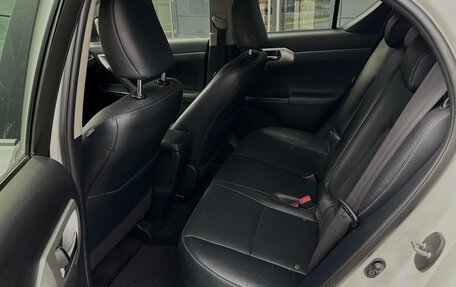 Lexus CT I рестайлинг, 2012 год, 1 220 000 рублей, 14 фотография