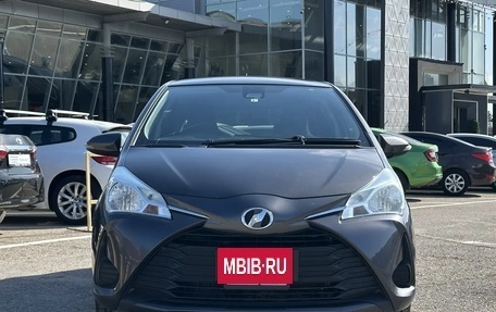 Toyota Vitz, 2019 год, 975 000 рублей, 2 фотография