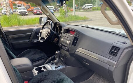 Mitsubishi Pajero IV, 2013 год, 2 700 000 рублей, 11 фотография