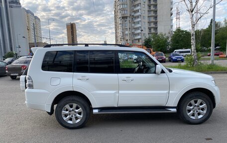 Mitsubishi Pajero IV, 2013 год, 2 700 000 рублей, 17 фотография