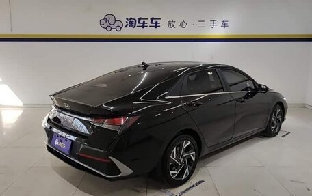 Hyundai Elantra, 2025 год, 1 750 000 рублей, 2 фотография