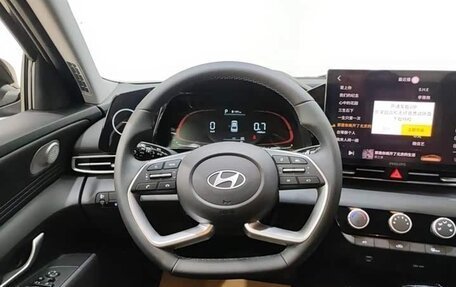 Hyundai Elantra, 2025 год, 1 750 000 рублей, 13 фотография