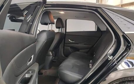 Hyundai Elantra, 2025 год, 1 750 000 рублей, 11 фотография