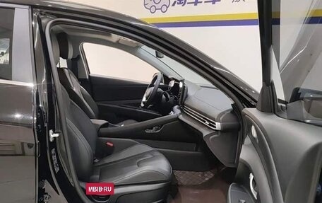 Hyundai Elantra, 2025 год, 1 750 000 рублей, 12 фотография