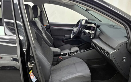 Volkswagen Golf VIII, 2025 год, 3 500 000 рублей, 10 фотография