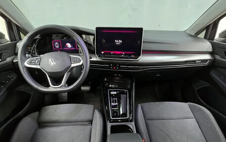 Volkswagen Golf VIII, 2025 год, 3 500 000 рублей, 6 фотография
