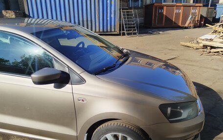 Volkswagen Polo VI (EU Market), 2017 год, 1 000 000 рублей, 2 фотография