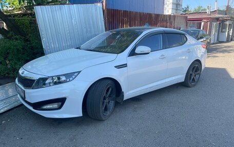 KIA Optima III, 2010 год, 595 000 рублей, 3 фотография