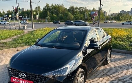 Hyundai Solaris II рестайлинг, 2021 год, 1 600 000 рублей, 8 фотография