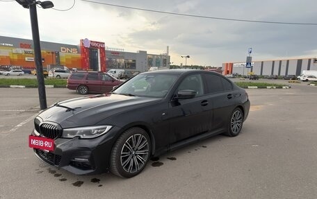 BMW 3 серия, 2019 год, 3 200 000 рублей, 3 фотография