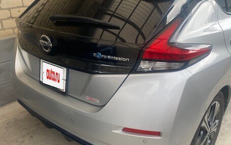 Nissan Leaf II, 2018 год, 1 300 000 рублей, 4 фотография