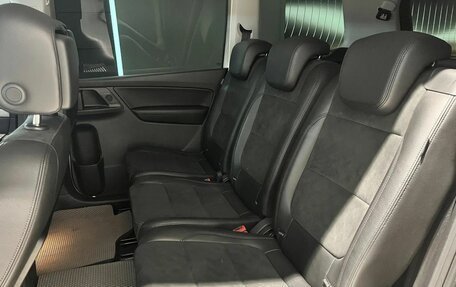 Volkswagen Sharan II, 2013 год, 1 450 000 рублей, 22 фотография