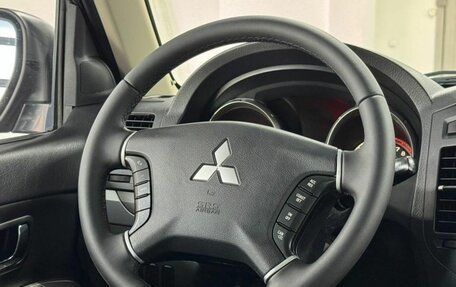 Mitsubishi Pajero IV, 2014 год, 2 200 000 рублей, 9 фотография