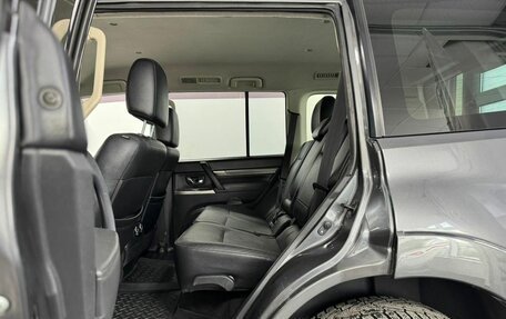 Mitsubishi Pajero IV, 2014 год, 2 200 000 рублей, 18 фотография