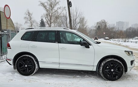 Volkswagen Touareg III, 2017 год, 4 000 000 рублей, 1 фотография