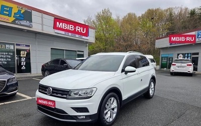 Volkswagen Tiguan II, 2020 год, 2 450 000 рублей, 1 фотография