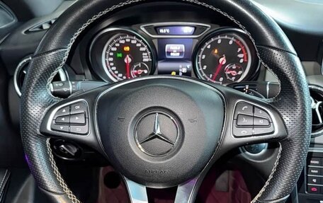 Mercedes-Benz CLA, 2017 год, 1 580 000 рублей, 10 фотография